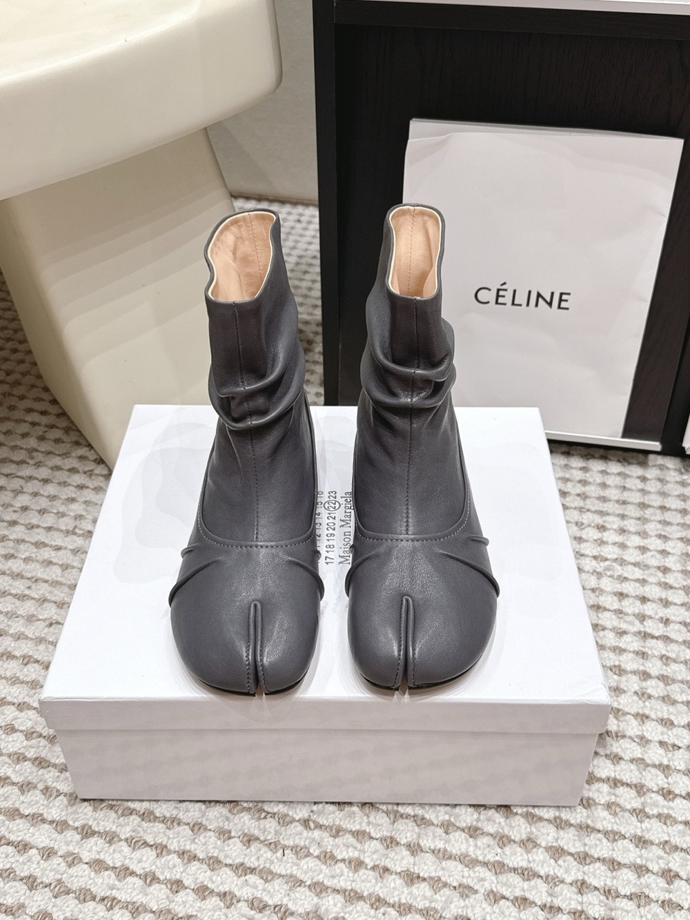 Maison Martin Margiela Gray Split-Toe Leather Ankle Booties